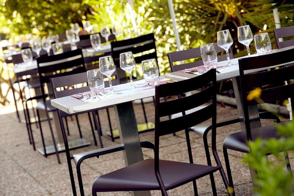 Campanile Versailles Buc Buc  Restaurace fotografie
